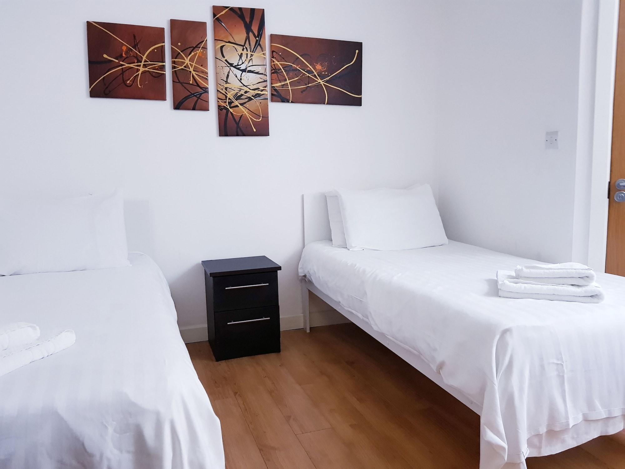 London Stay Apartments Экстерьер фото