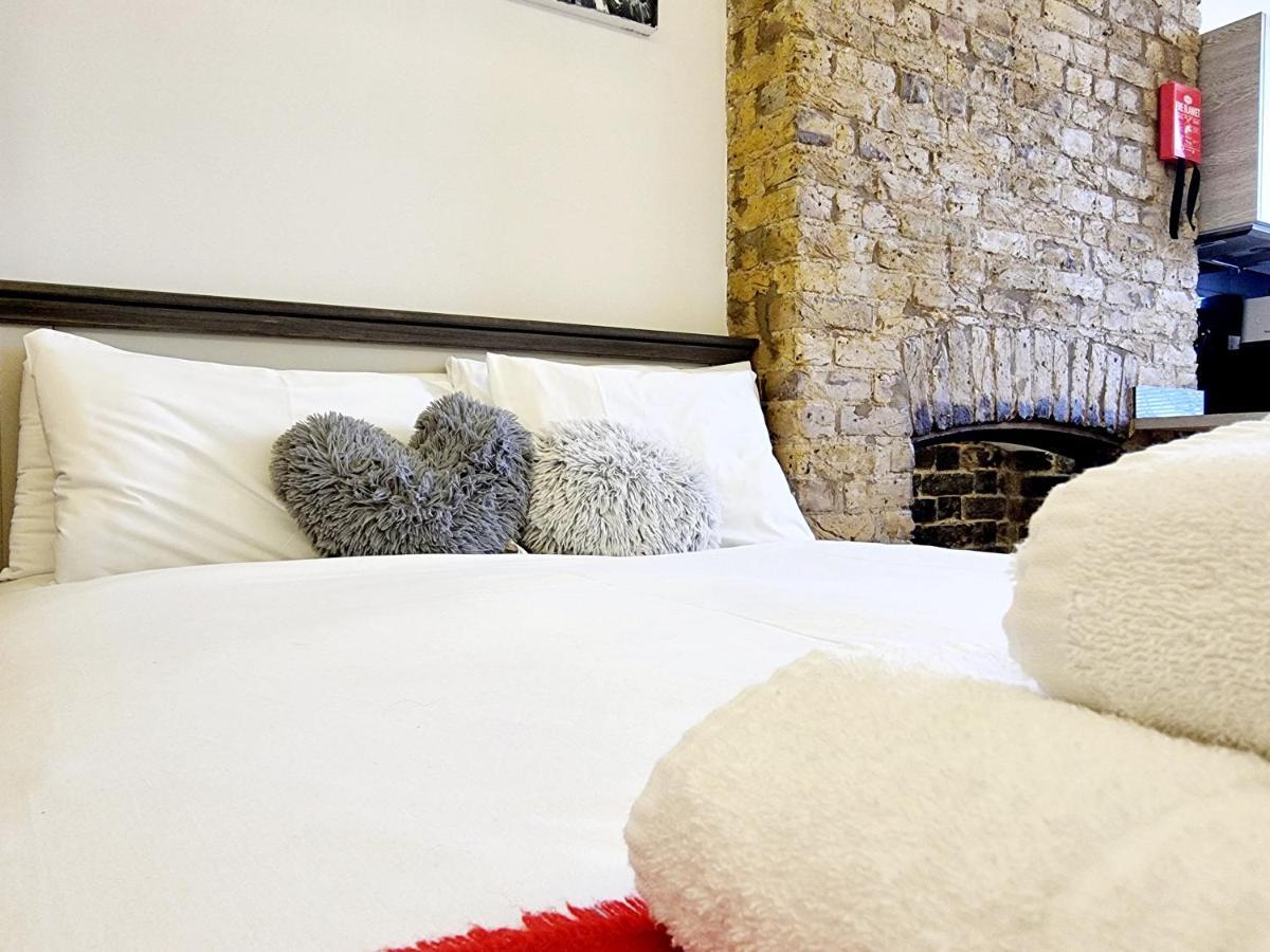 London Stay Apartments Экстерьер фото