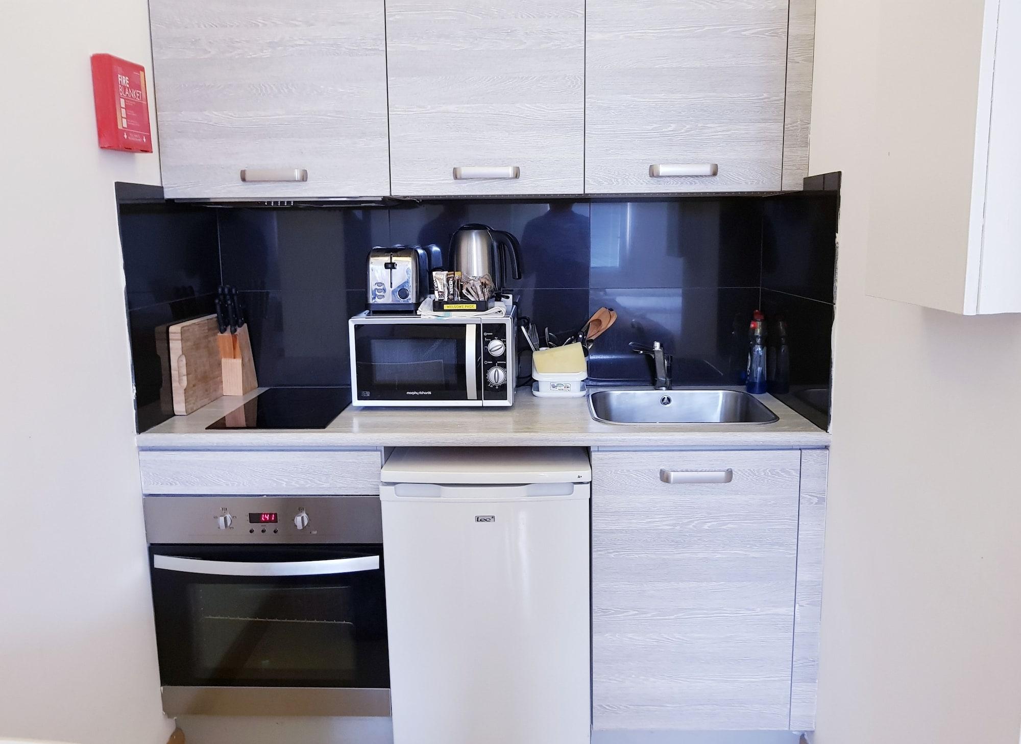 London Stay Apartments Экстерьер фото