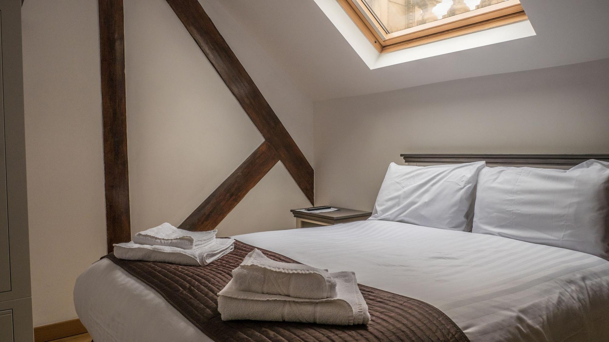 London Stay Apartments Экстерьер фото