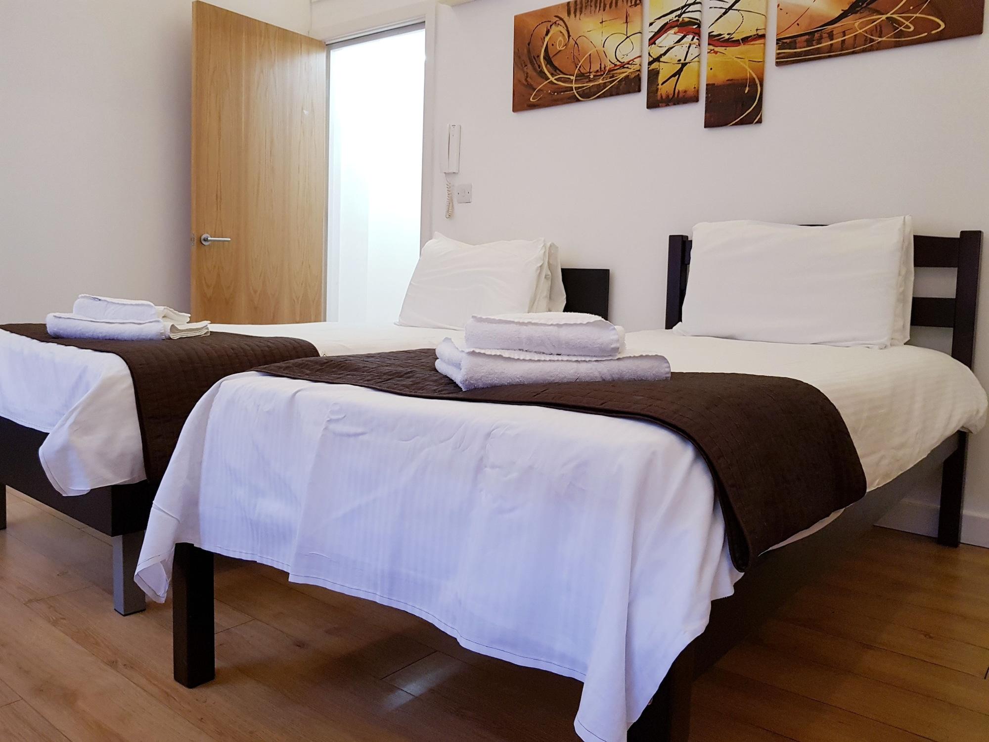 London Stay Apartments Экстерьер фото