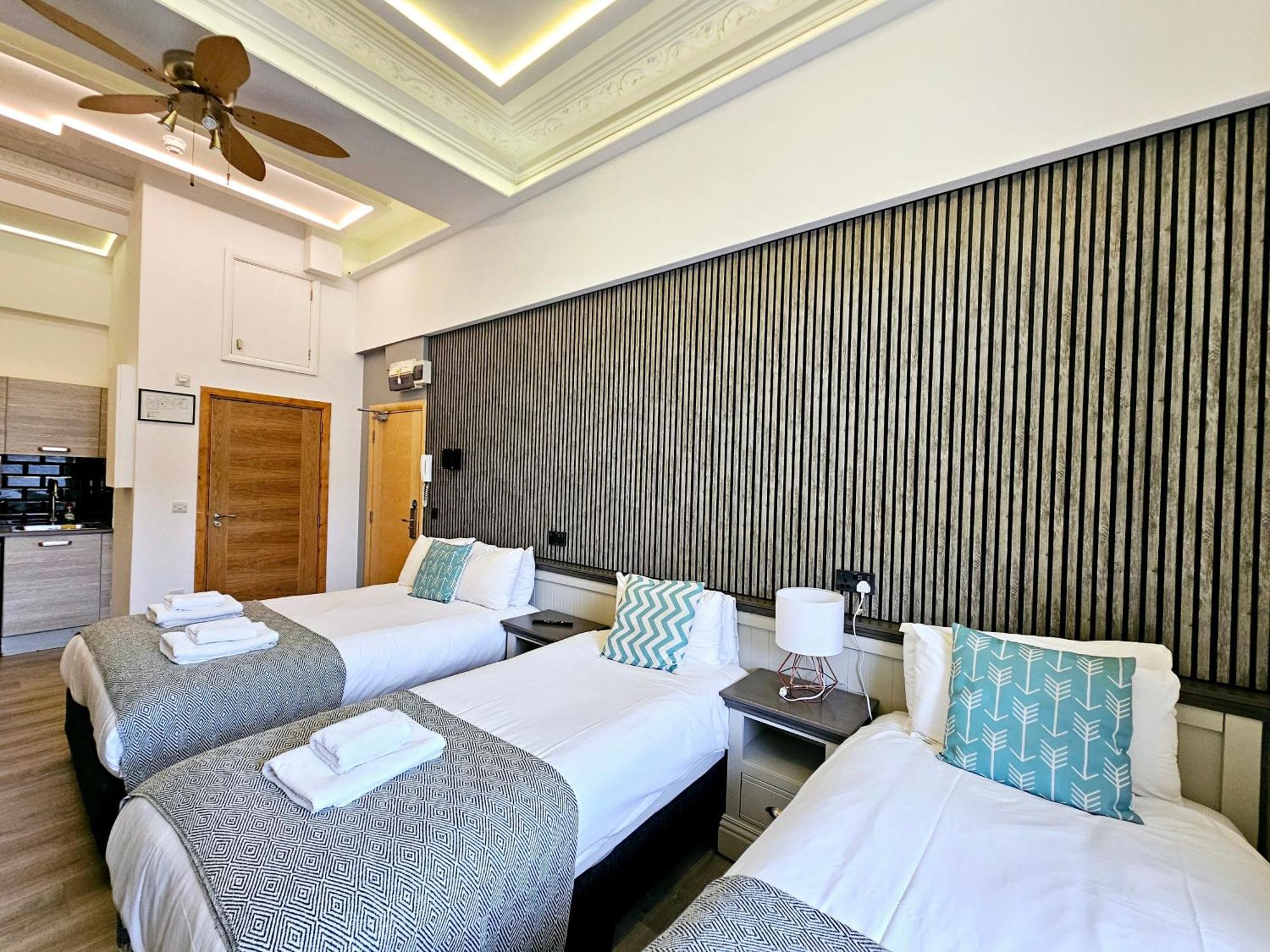 London Stay Apartments Экстерьер фото
