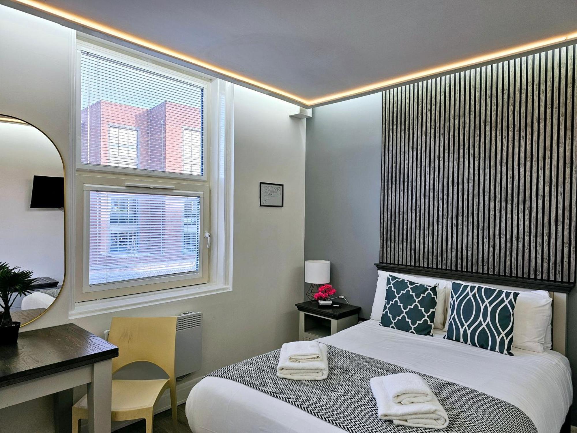 London Stay Apartments Экстерьер фото