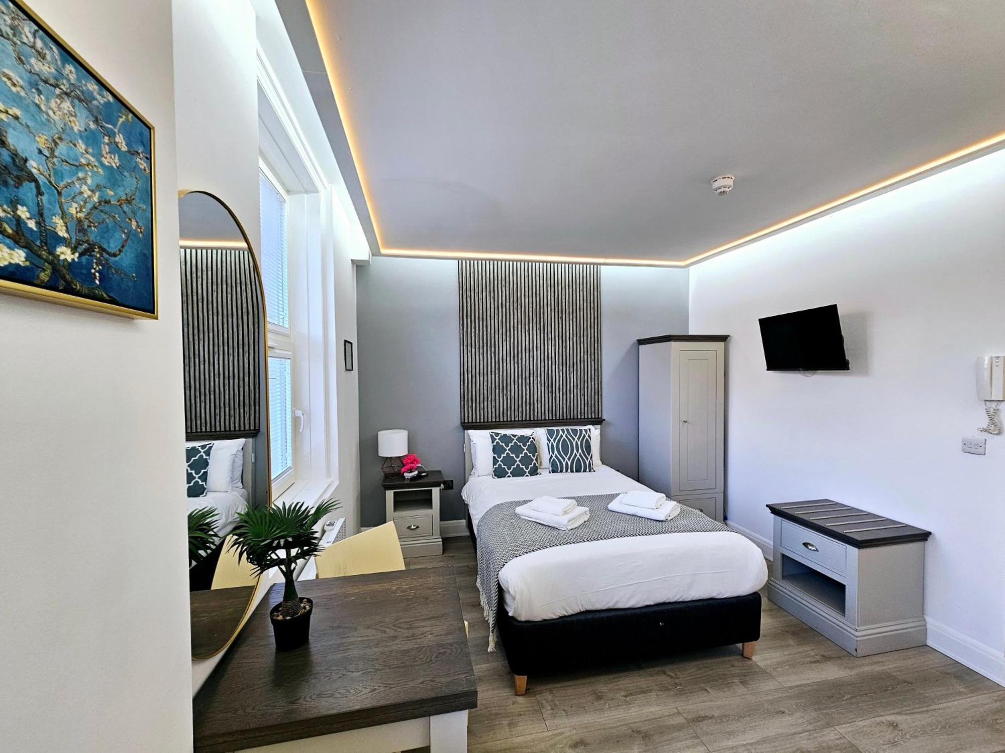 London Stay Apartments Экстерьер фото