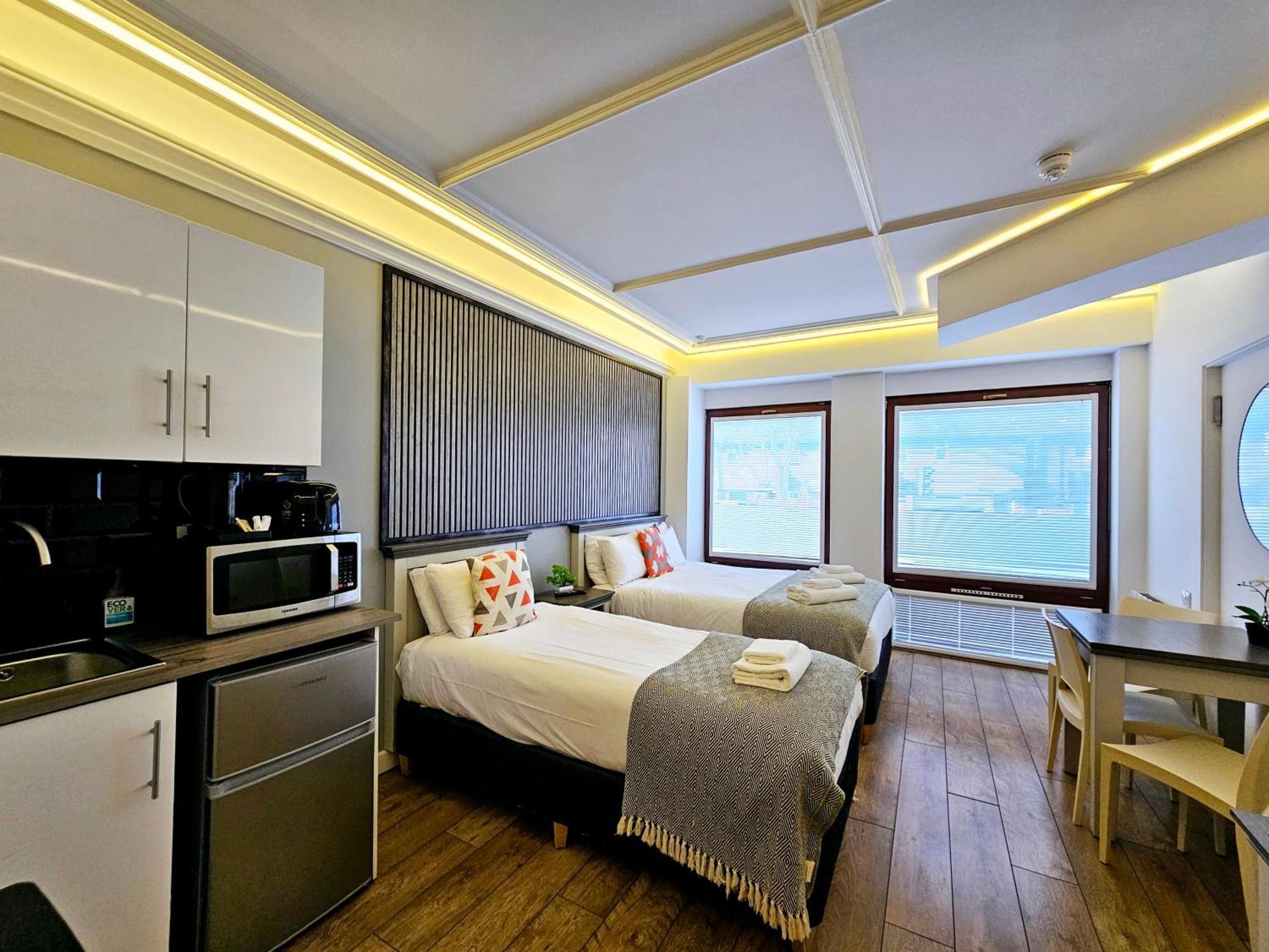 London Stay Apartments Экстерьер фото