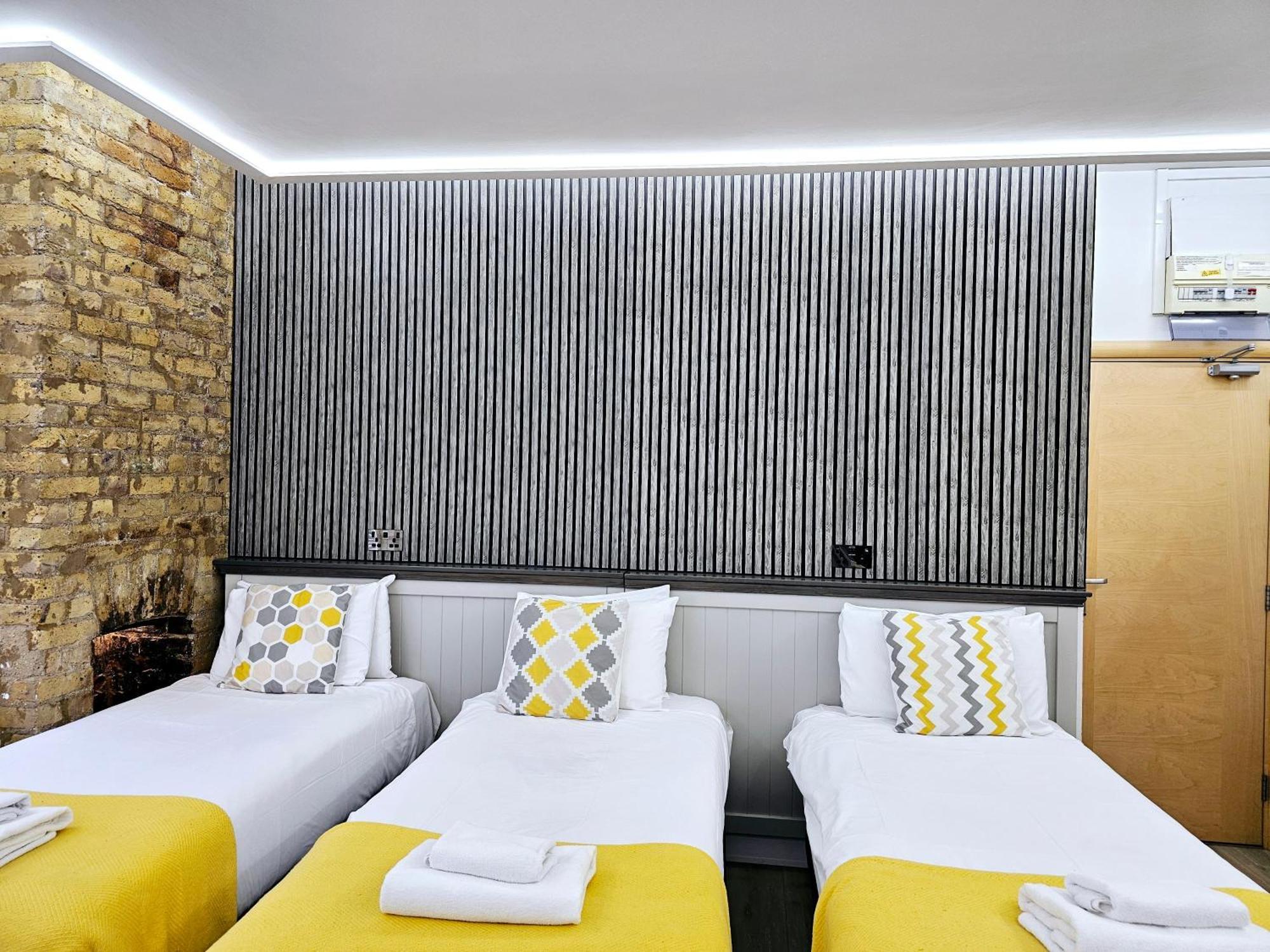 London Stay Apartments Экстерьер фото