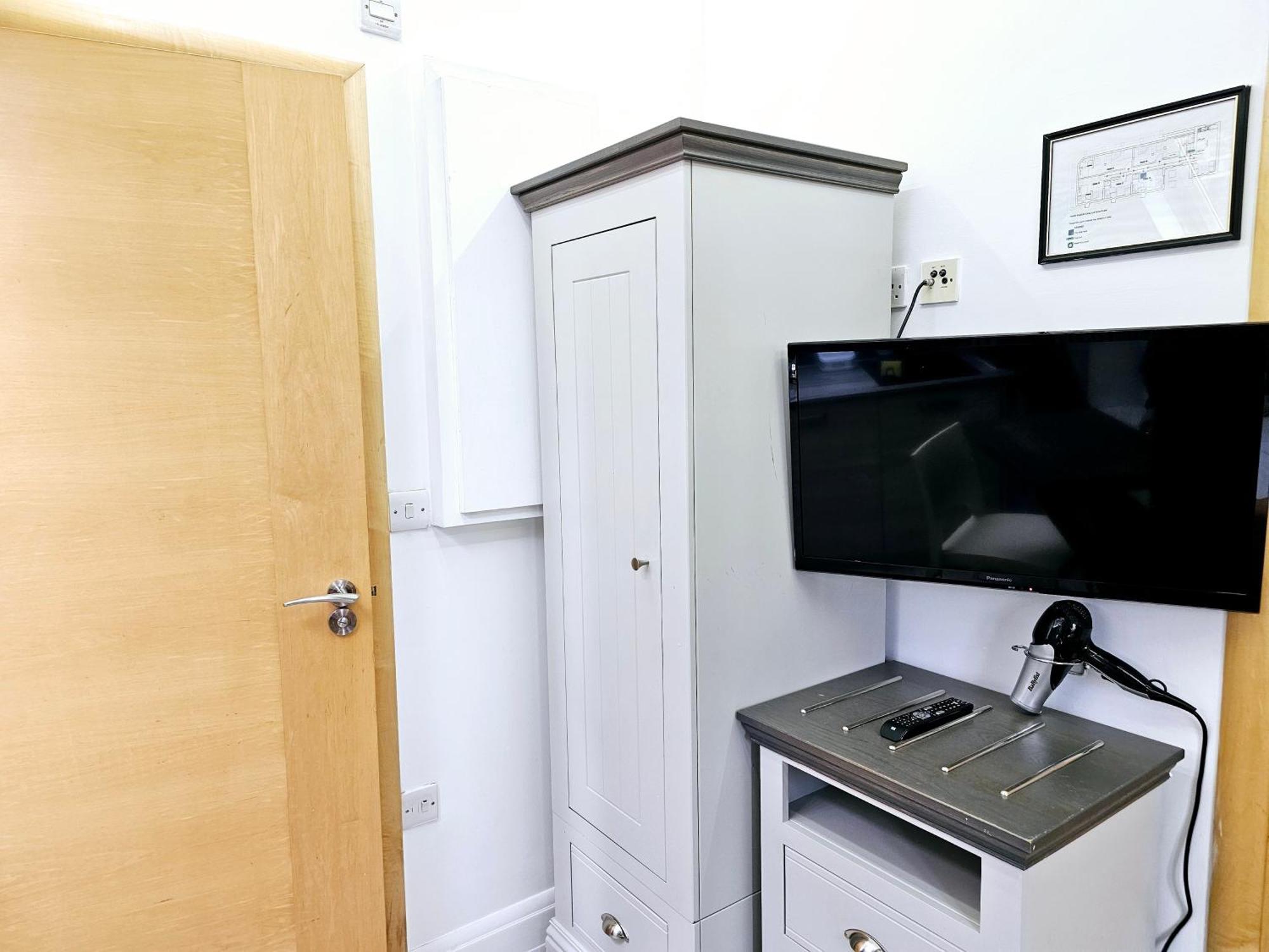 London Stay Apartments Экстерьер фото